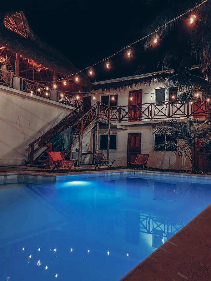Hotel Xa'An Bacalar Exteriör bild